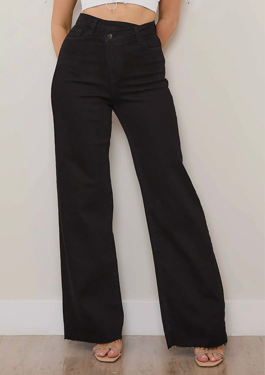 High-Rise Crossed Waist Wide Leg Jeans