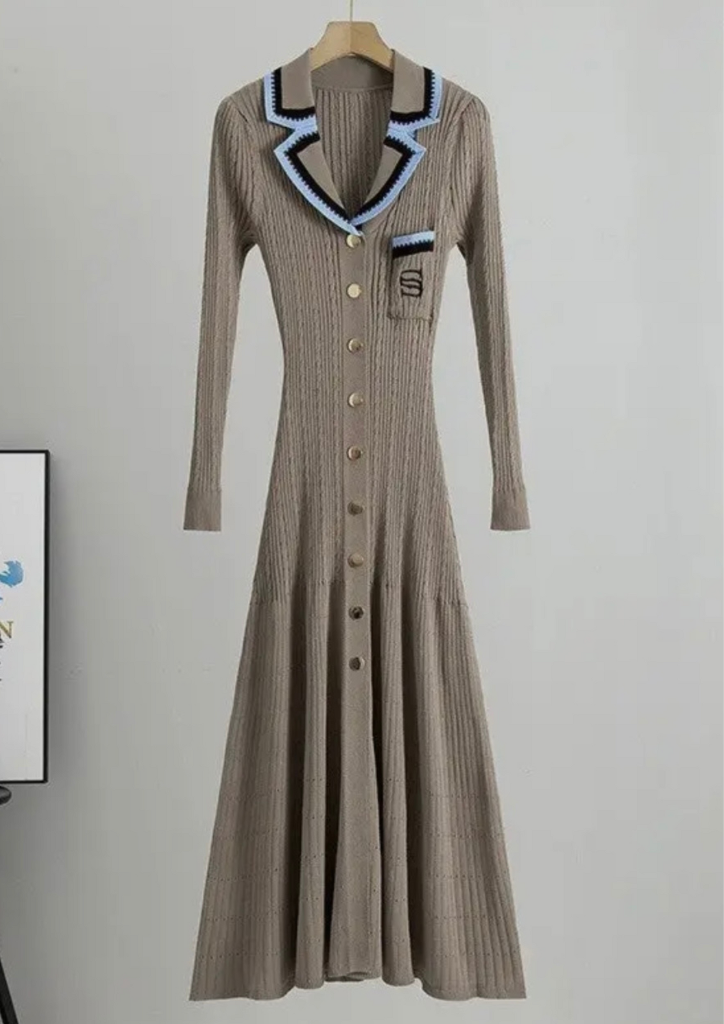 Knitted Color-Blocked long-Sleeve Dress