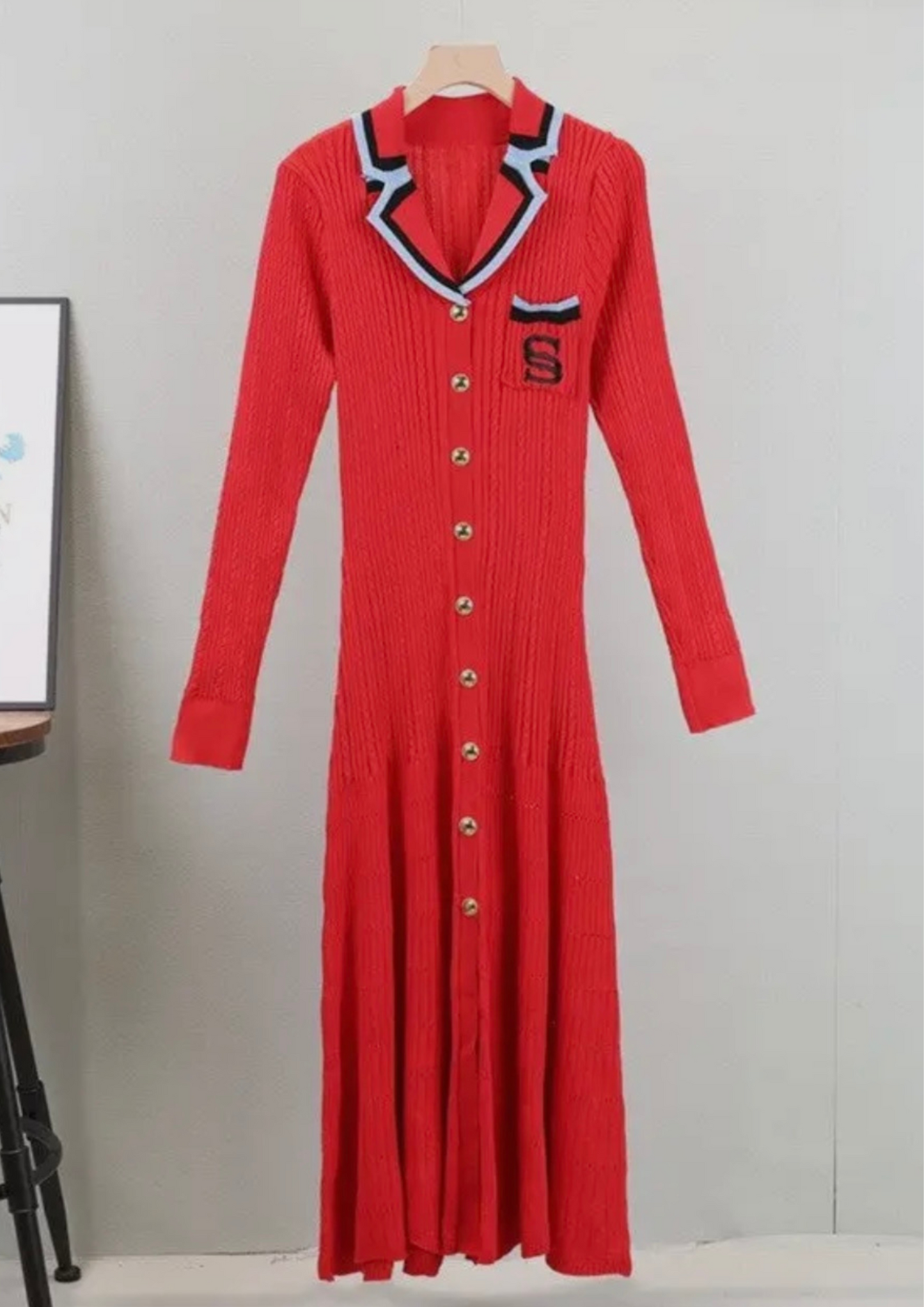 Knitted Color-Blocked long-Sleeve Dress